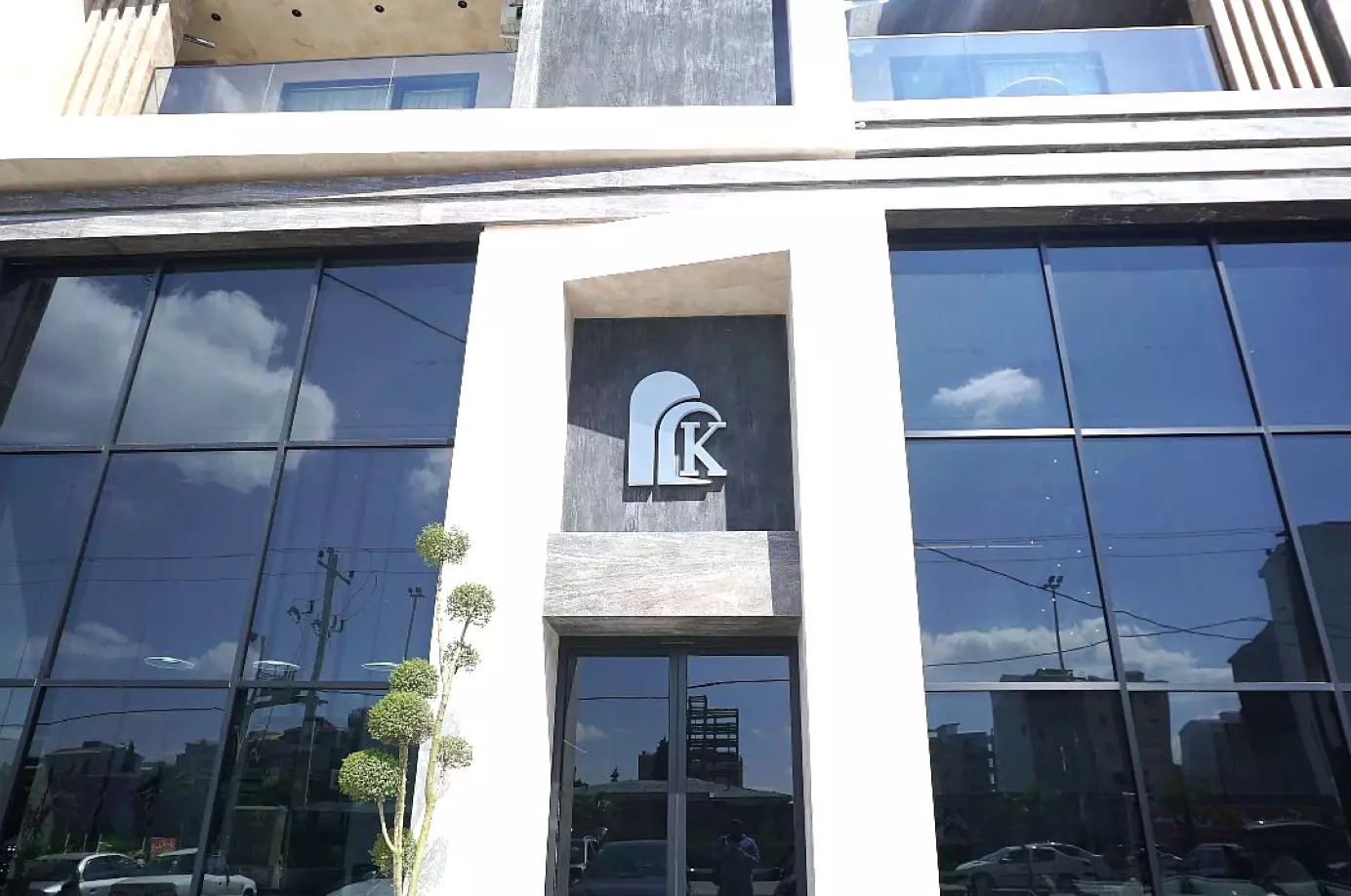 Alibaba https://cdn.alibaba.ir/ostorage/hotel-accommodation-images/68172d9f19aa61e2a799b460_محوطه و لابی (1).webp